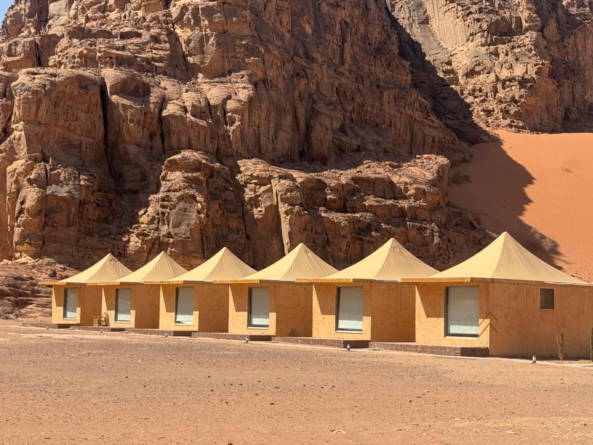 Rum Luxury Camp 瓦迪拉姆 外观 照片